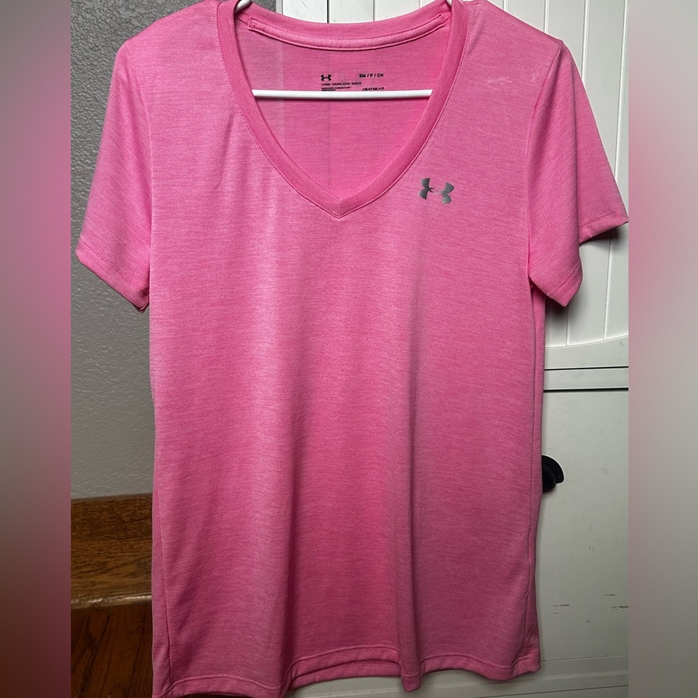 Under Armour t shirt